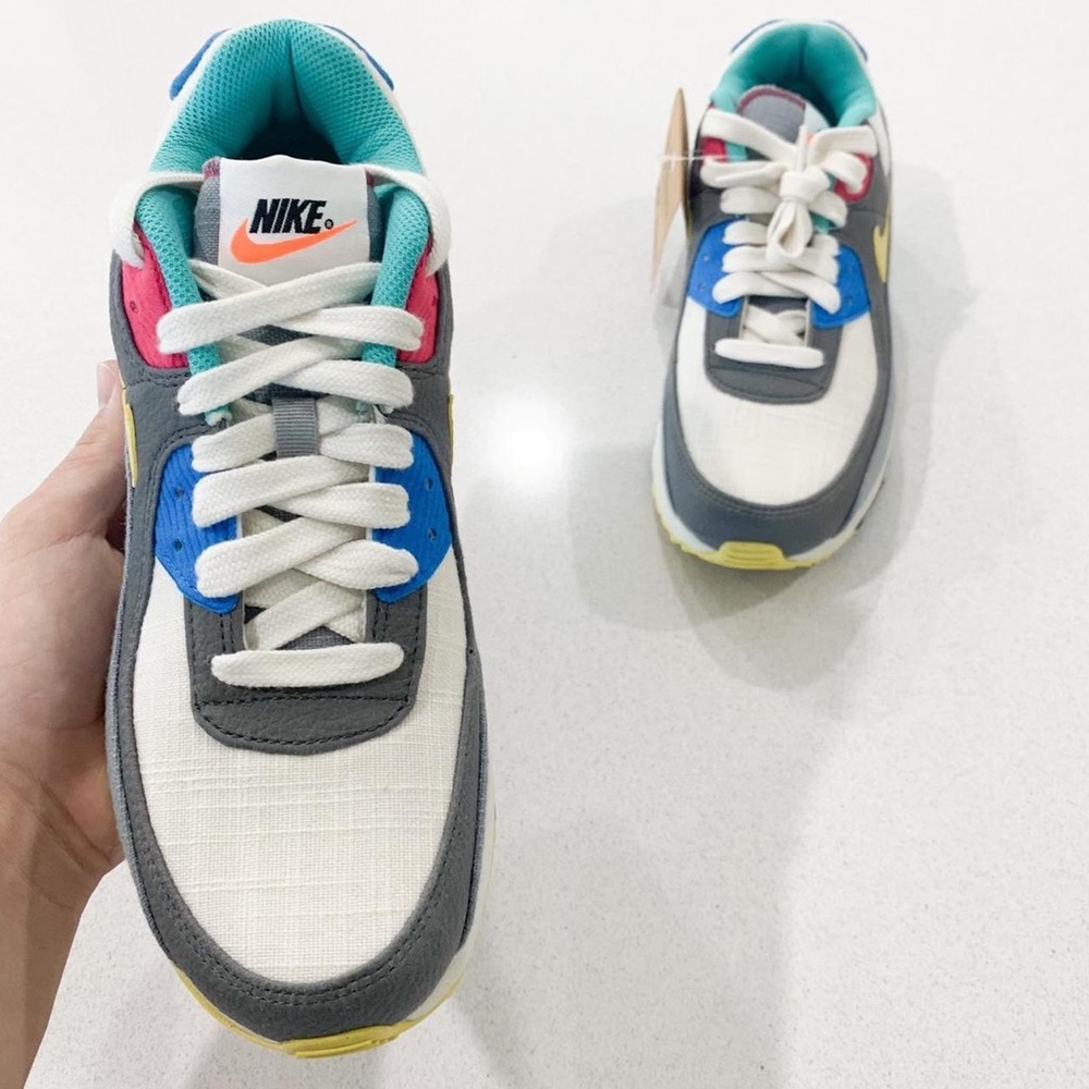🤍💚💛💙 New Nike Air Max 90 Multi Color Sneakers - Picture 2 of 3